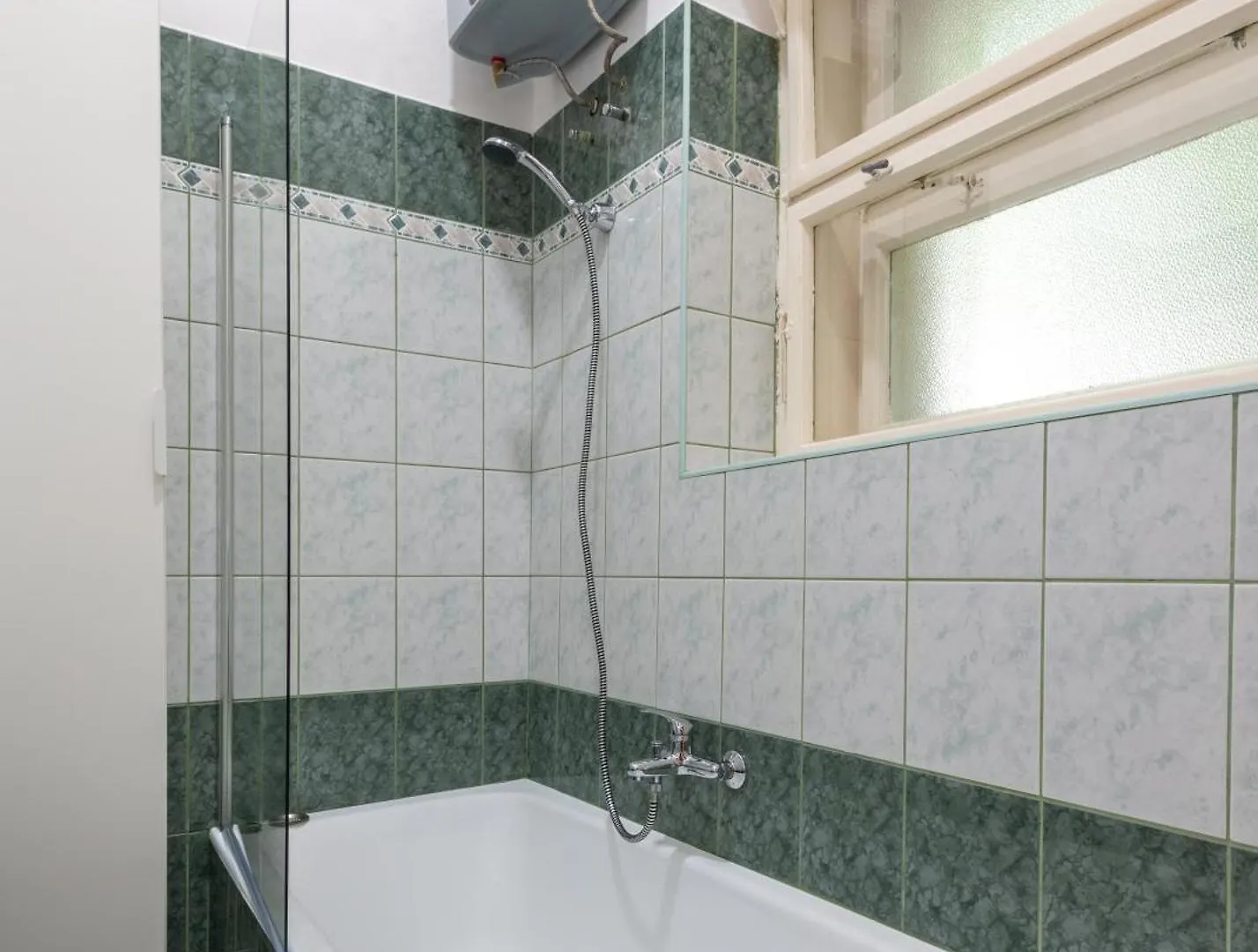 Rose Garden Apartment Budapest Hungary